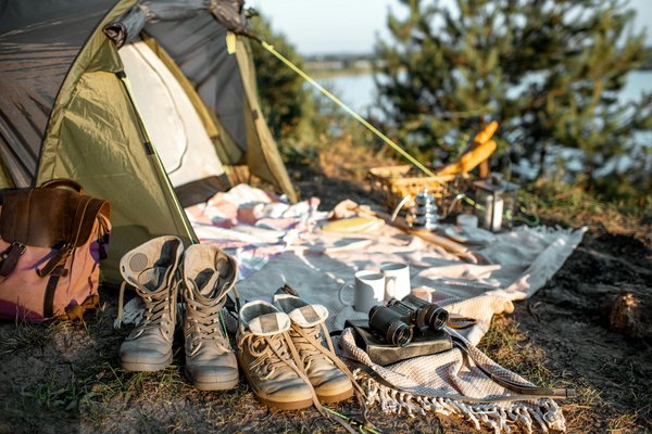 Quelles sont les options pour les campeurs en tente dans les campings 3 étoiles à Montalivet ?